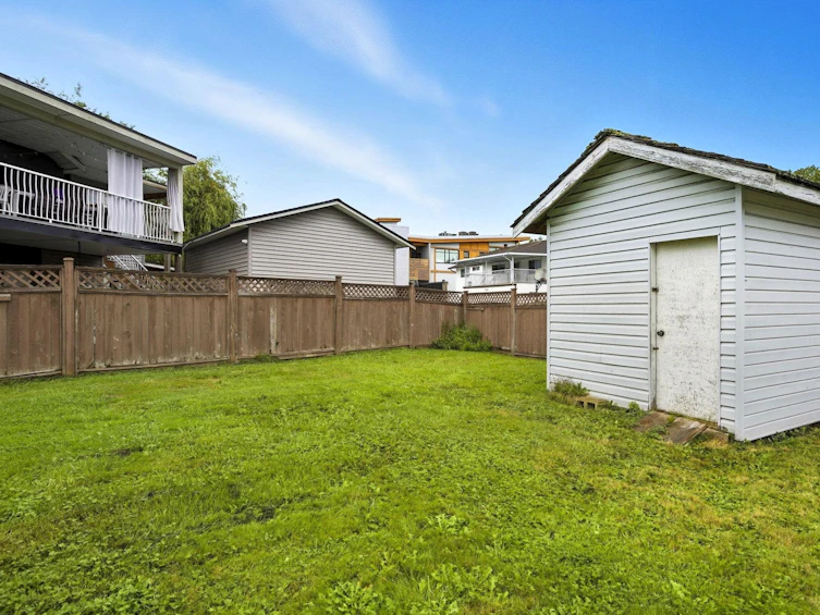 9024 135a Street, Surrey, BC, V3V 7C5 - 36