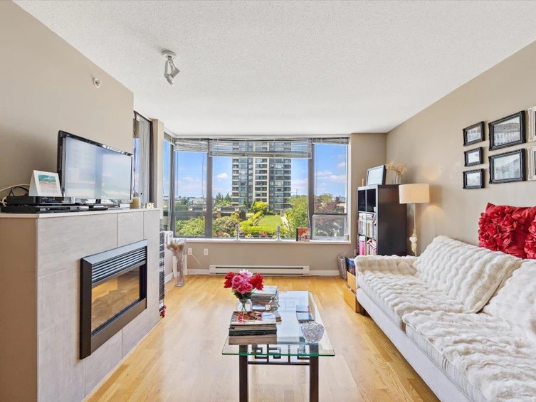 505-4182 Dawson Street, Burnaby, BC, V5C 0A2