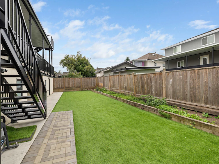 6899 Clevedon Drive, Surrey, BC, V3W 6H6
