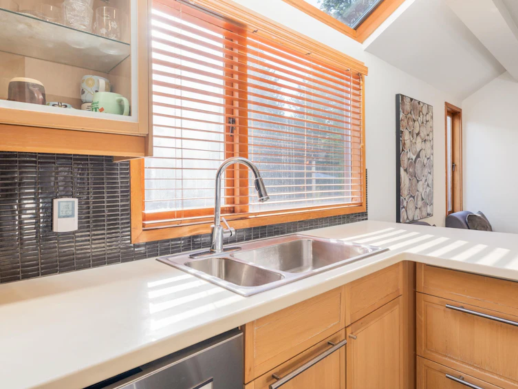 6412 Imperial Avenue, West Vancouver, BC, V7W 2J6 - 30