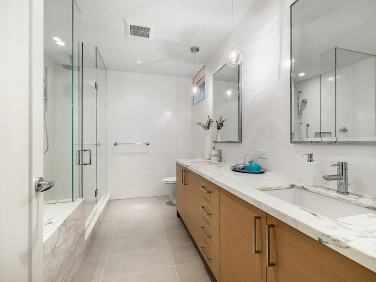 3336 W 38th Avenue, Vancouver, BC, V6N 2X7 - 25