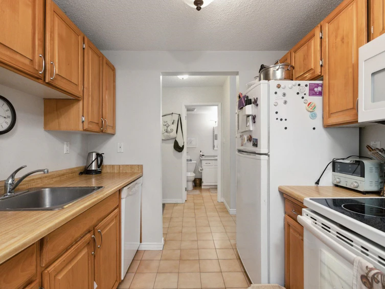 306-1385 Draycott Road, North Vancouver, BC, V7J 3K9 - 9