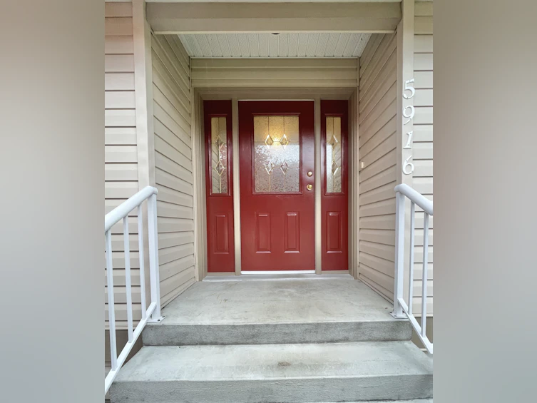 5916 St. Andrews Place, Sechelt, BC, V7Z 0L7 - 2