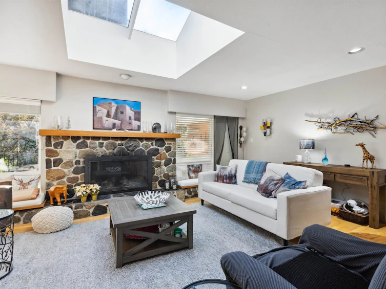 4028 Rose Crescent, West Vancouver, BC, V7V 2N7 - 5