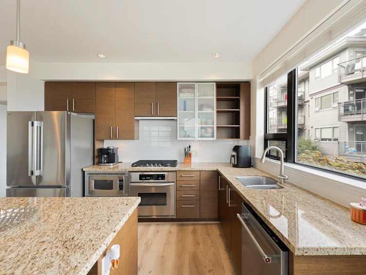 210-14200 Riverport Way, Richmond, BC, V6W 1M4 - 8