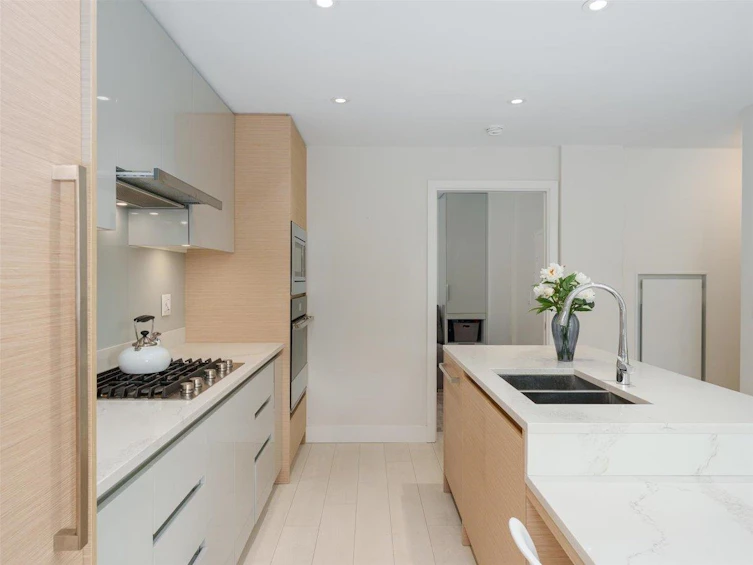202-3538 Sawmill Crescent, Vancouver, BC, V5S 0J8 - 9