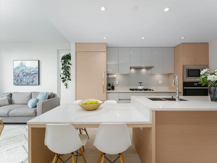 202-3538 Sawmill Crescent, Vancouver, BC, V5S 0J8 - 5