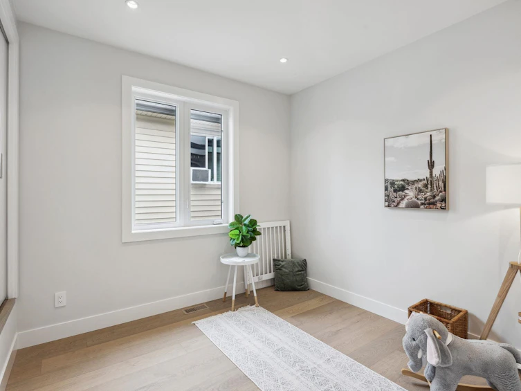 1330 W 15th Street, North Vancouver, BC, V7P 1N2 - 11