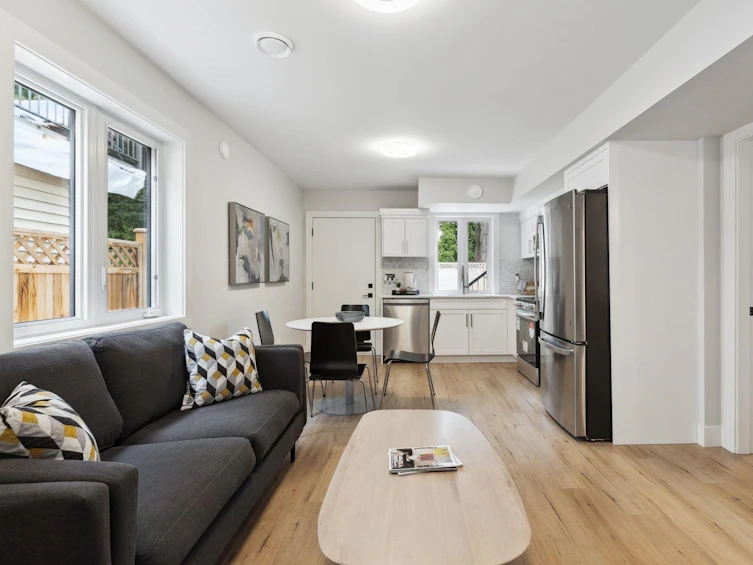 1330 W 15th Street, North Vancouver, BC, V7P 1N2 - 14
