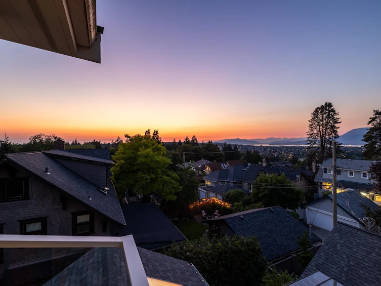 2023 W 36th Avenue, Vancouver, BC, V6M 1L1 - 32
