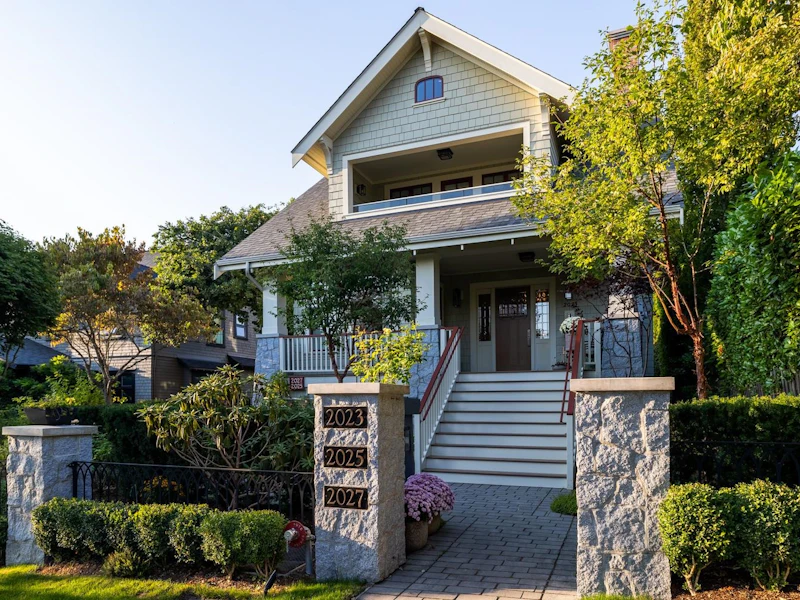2023 W 36th Avenue, Vancouver BC