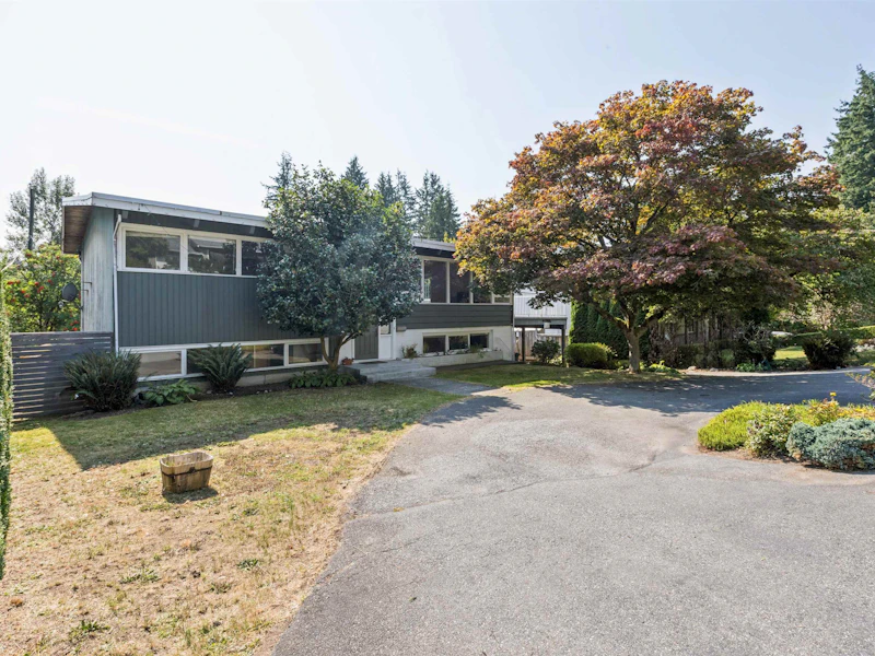 1023 Arlington Crescent, North Vancouver BC