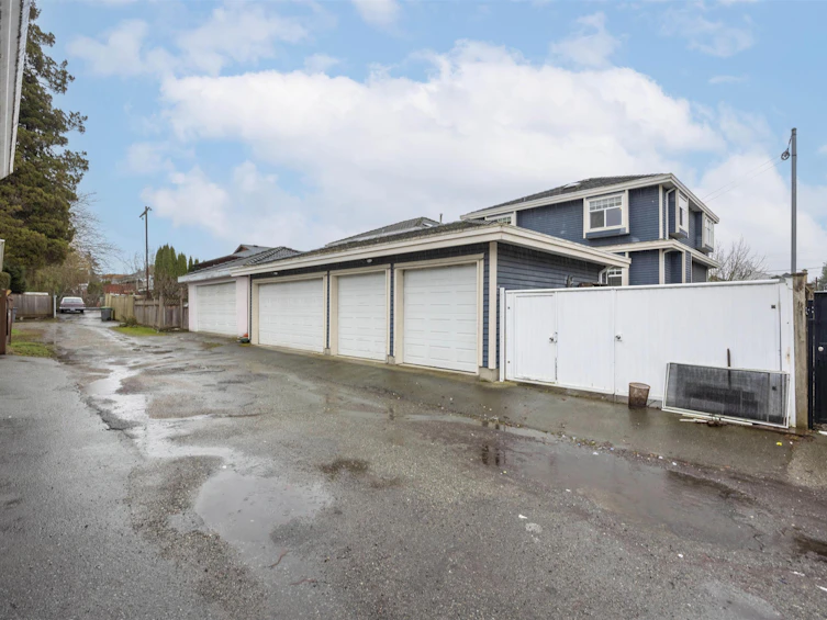 3311 E 44th Avenue, Vancouver, BC, V5R 3B3 - 27