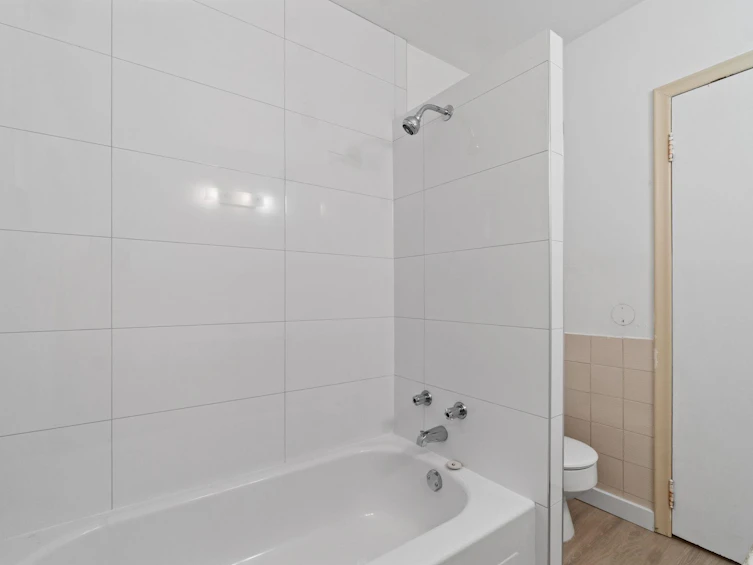 837 Windermere Street, Vancouver, BC, V5K 4J5 - 13