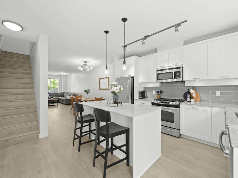 3 - 3395 Galloway Avenue, Coquitlam BC V3E 0H2