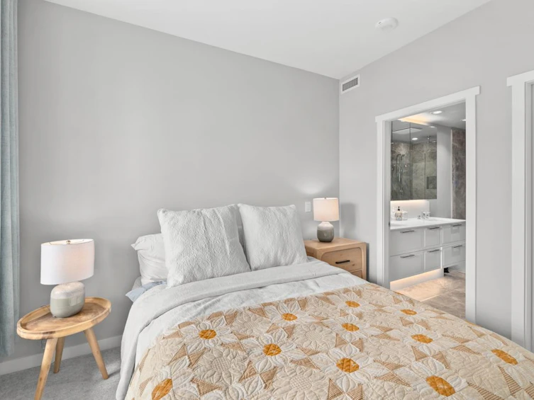 707-118 Carrie Cates Court, North Vancouver, BC, V7M 0G6 - 16