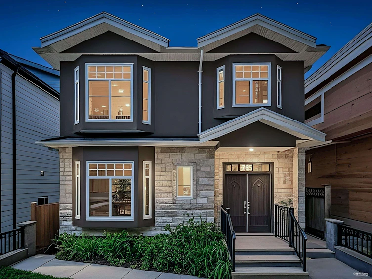 765 Skeena Street, Vancouver, BC, V5K 4P4