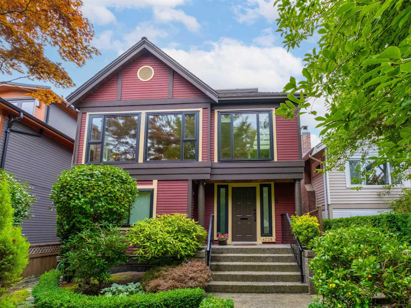4228 W 11th Avenue, Vancouver BC V6R 2L7