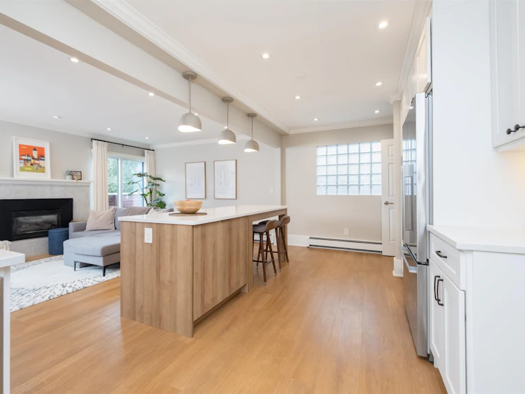 4228 W 11th Avenue, Vancouver, BC, V6R 2L7 - 11