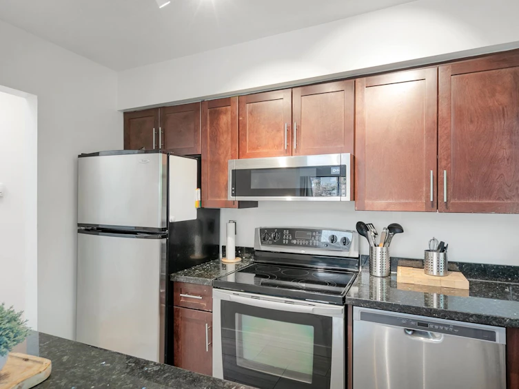 306-225 Mowat Street, New Westminster, BC, V3M 4B1 - 13