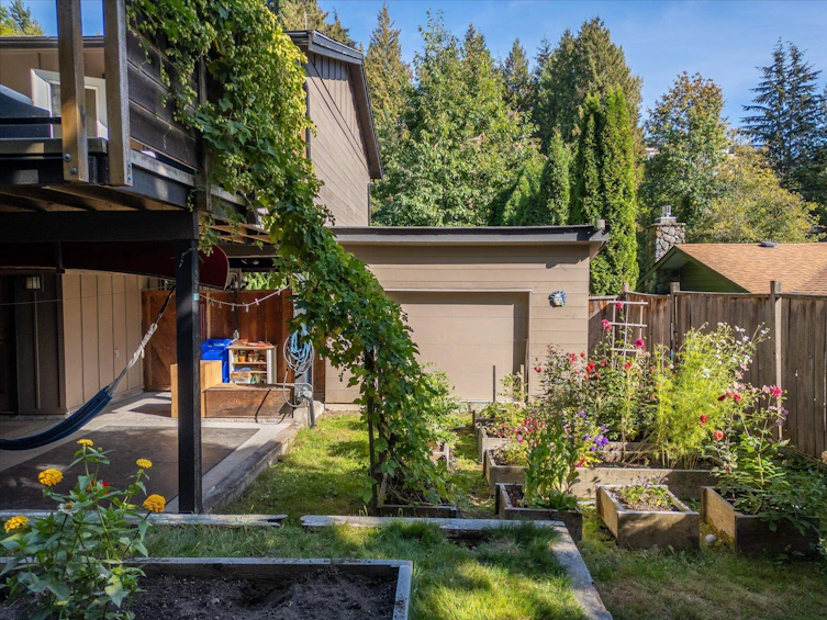 40613 Perth Drive, Squamish, BC, V0N 1T0 - 34