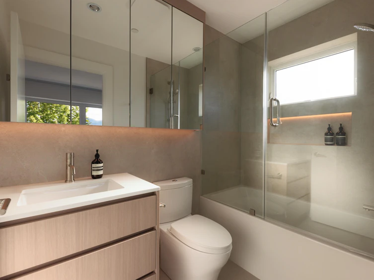 3422 Pandora Street, Vancouver, BC, V5K 1W8 - 28