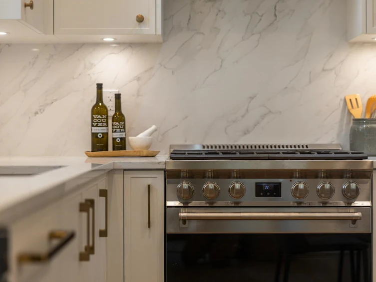 2051 E 4th Avenue, Vancouver, BC, V5N 1K5 - 8