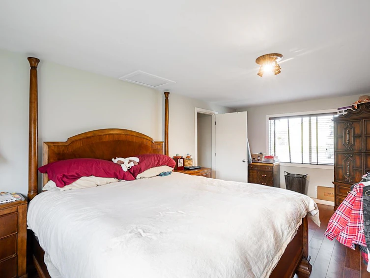17952 Shannon Place, Surrey, BC, V3S 1H6 - 13