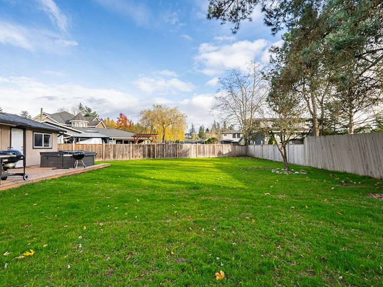 17952 Shannon Place, Surrey, BC, V3S 1H6 - 25