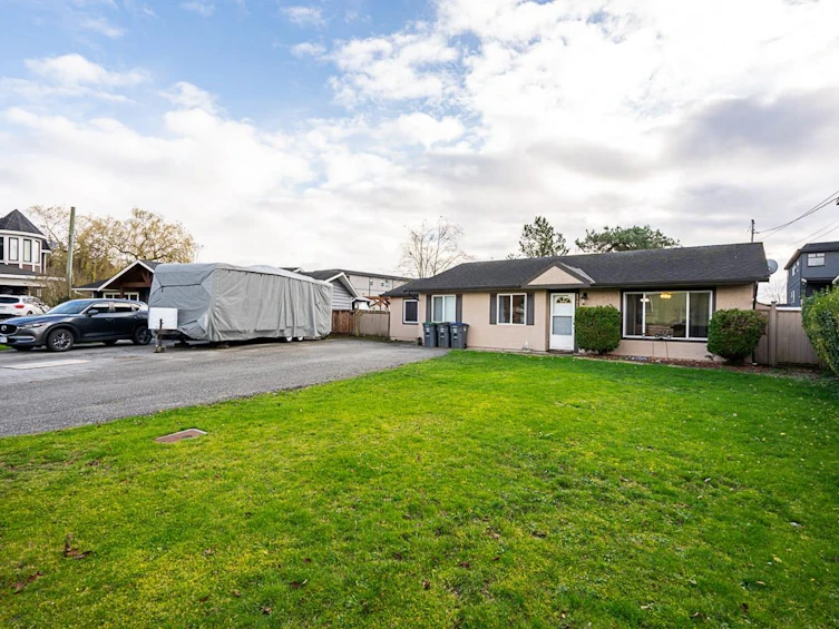 17952 Shannon Place, Surrey, BC, V3S 1H6 - 23