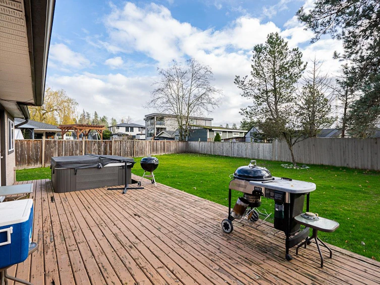 17952 Shannon Place, Surrey, BC, V3S 1H6 - 21
