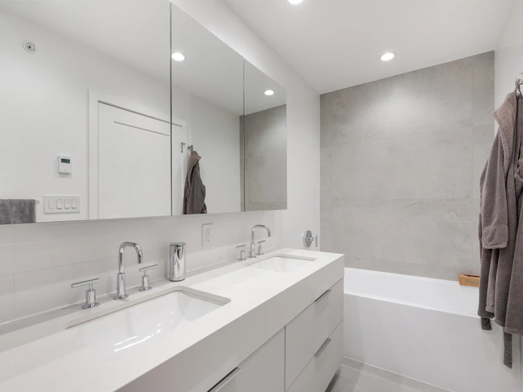 124-2070 Curling Road, North Vancouver, BC, V7P 0C9 - 16