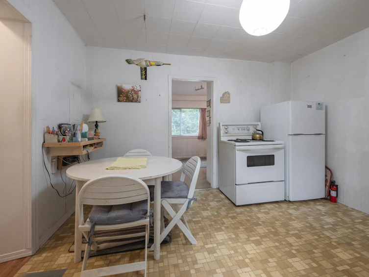 327 Headlands Road, Gibsons, BC, V0N 1V8 - 8