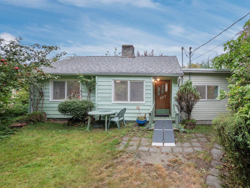 327 Headlands Road, Gibsons BC