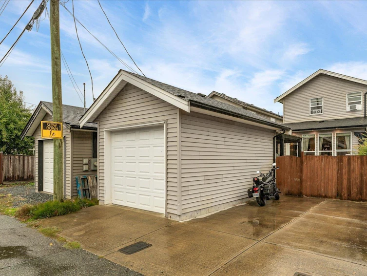 34682 3 Avenue, Abbotsford, BC, V2S 8B9 - 38