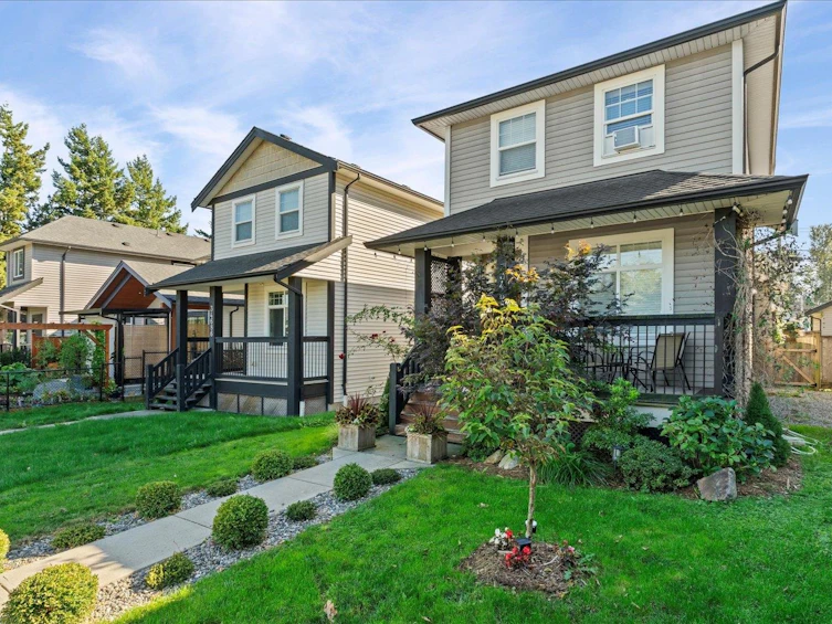 34682 3 Avenue, Abbotsford, BC, V2S 8B9 - 2