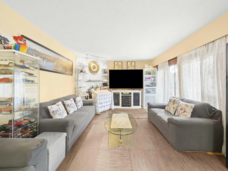 312 - 2277 E 30th Avenue, Vancouver BC V5N 5N1