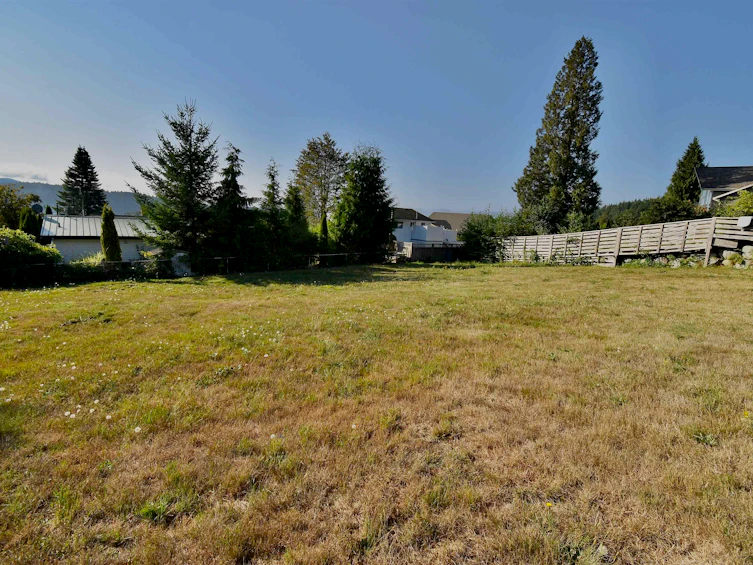 554 Wildwood Crescent, Gibsons, BC, V0N 1V9 - 3