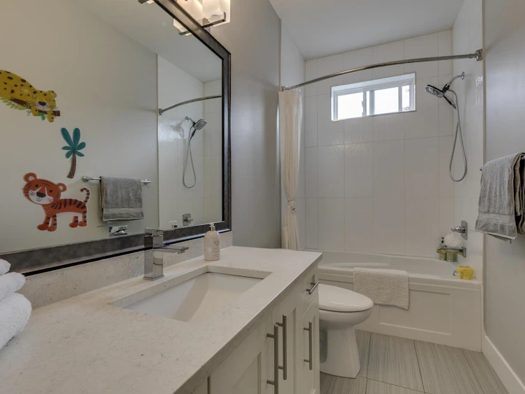 8231 Tanaka Terrace, Mission, BC, V2V 7J4 - 22