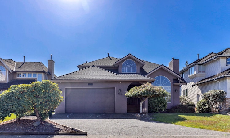 1831 Walnut Crescent