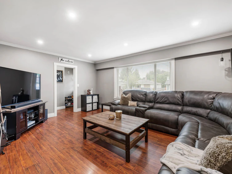 9725 Harrison Street, Chilliwack, BC, V2P 4E8 - 2