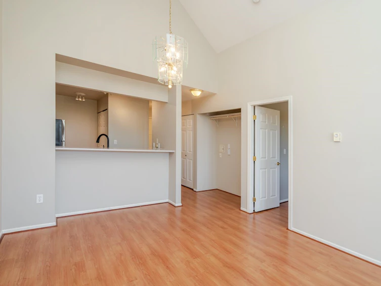 409-1369 56 Street, Delta, BC, V4L 2A6 - 12