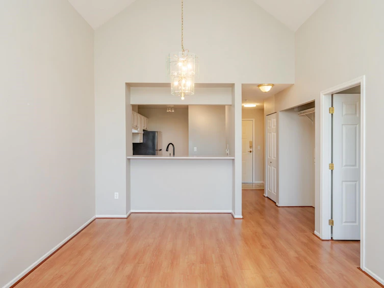 409-1369 56 Street, Delta, BC, V4L 2A6 - 11