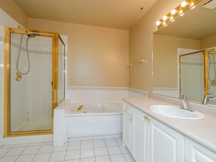 409-1369 56 Street, Delta, BC, V4L 2A6 - 25