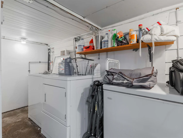 2689 Mcgill Street, Vancouver, BC, V5K 1H2 - 25