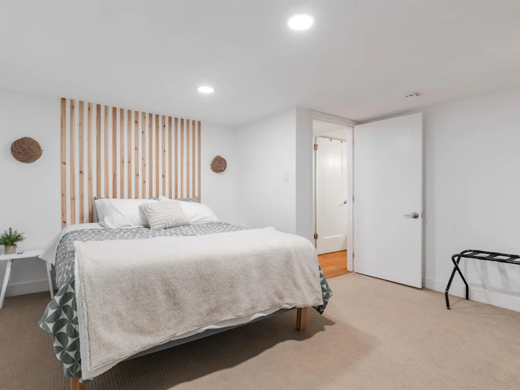 2689 Mcgill Street, Vancouver, BC, V5K 1H2 - 21