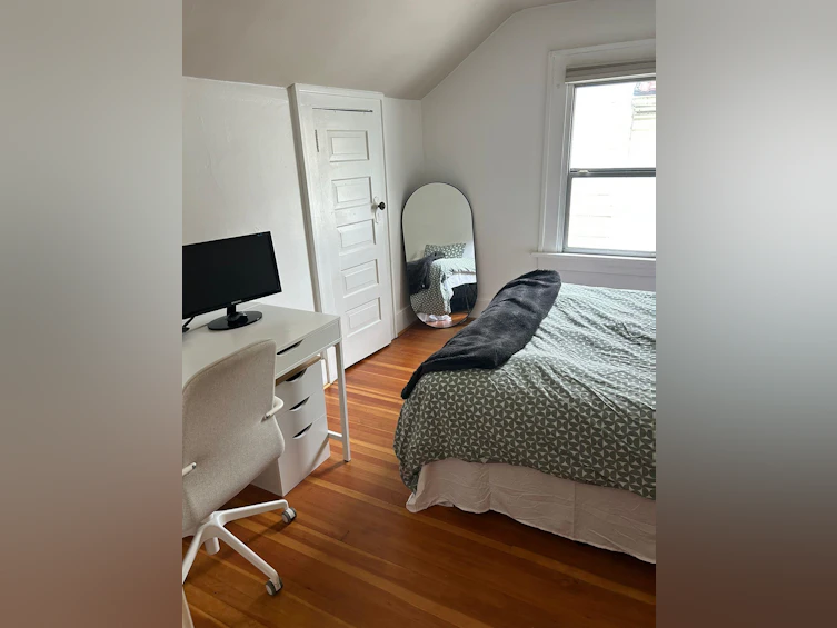 2689 Mcgill Street, Vancouver, BC, V5K 1H2 - 16