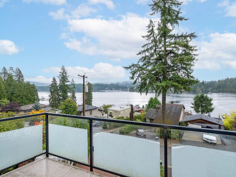 2727 Panorama Drive, North Vancouver, BC, V7G 1V7 - 31