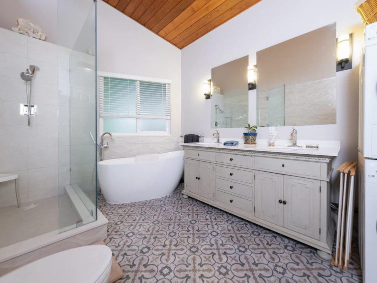 2727 Panorama Drive, North Vancouver, BC, V7G 1V7 - 28