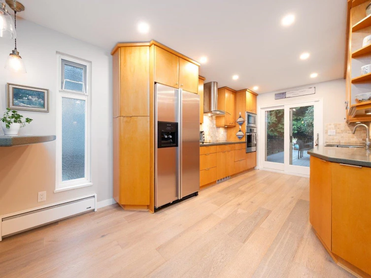 2727 Panorama Drive, North Vancouver, BC, V7G 1V7 - 7